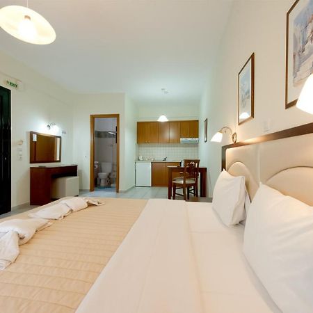 Hotel Margarita Parga Esterno foto